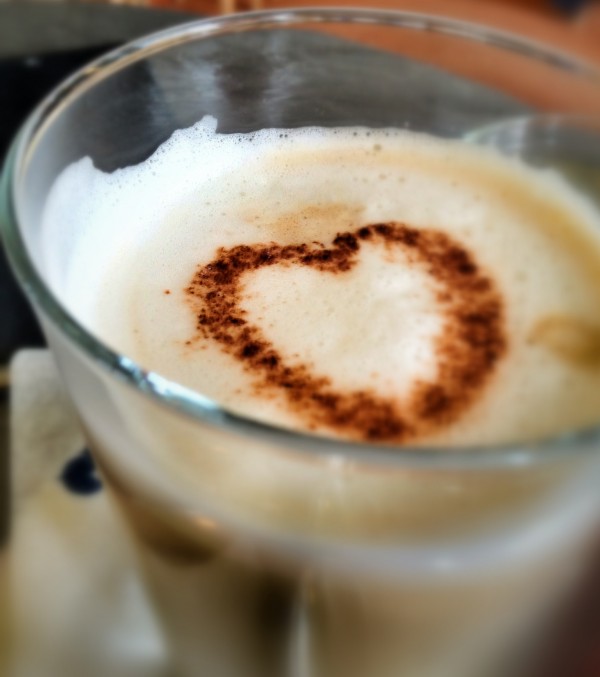 Caffè Latte mit Herz